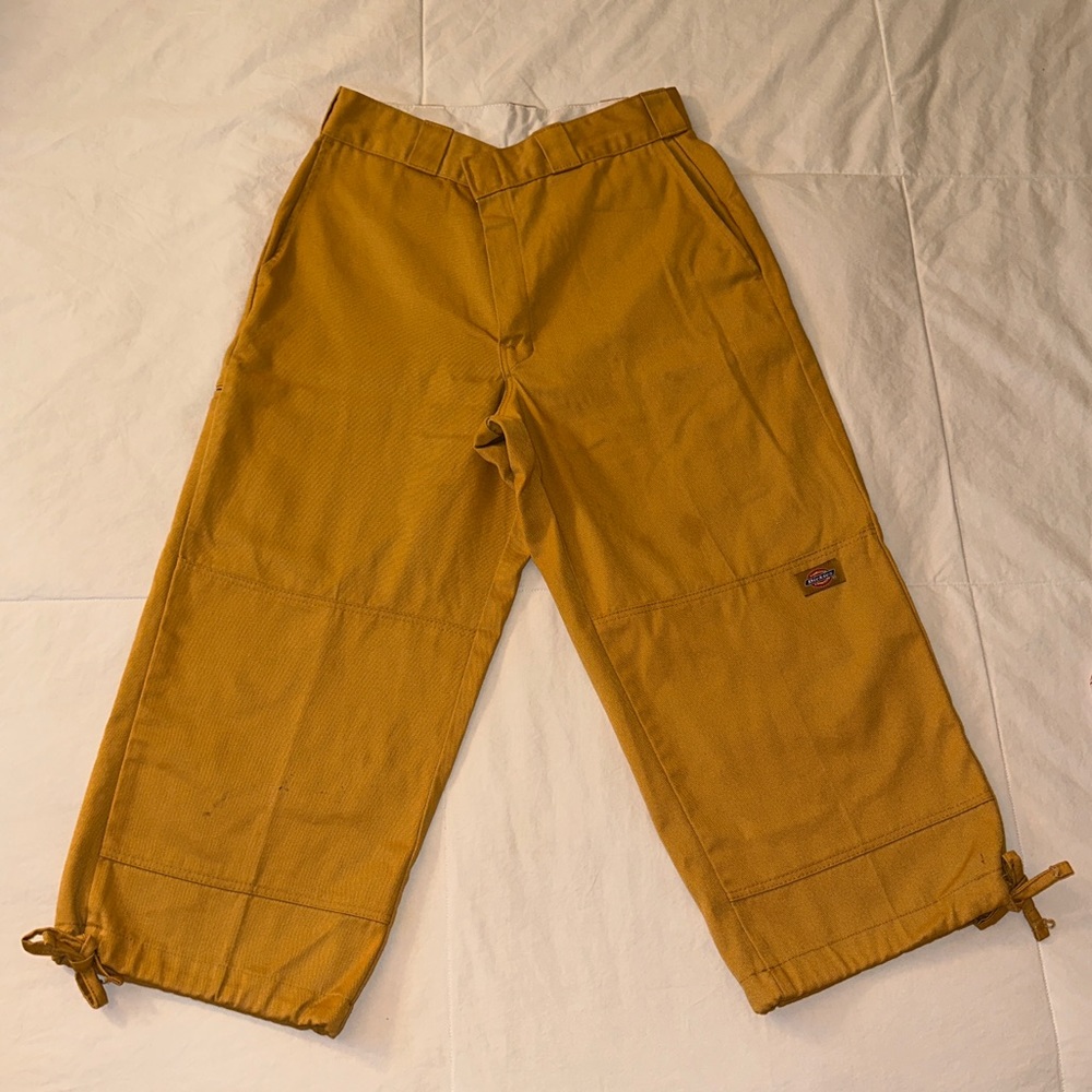 Yellow Dickies Cargo Capris 30x32